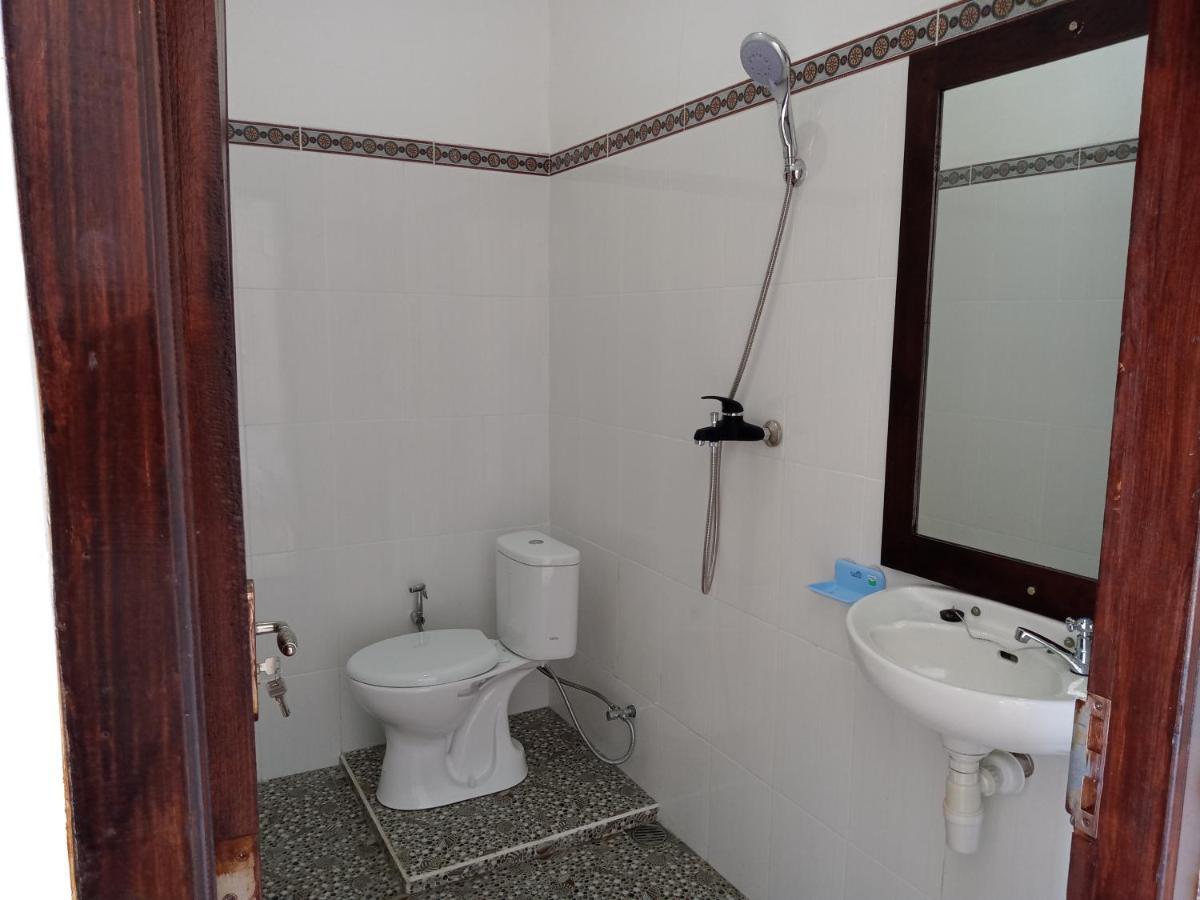 Aris Homestay And Warung Made Munduk Εξωτερικό φωτογραφία