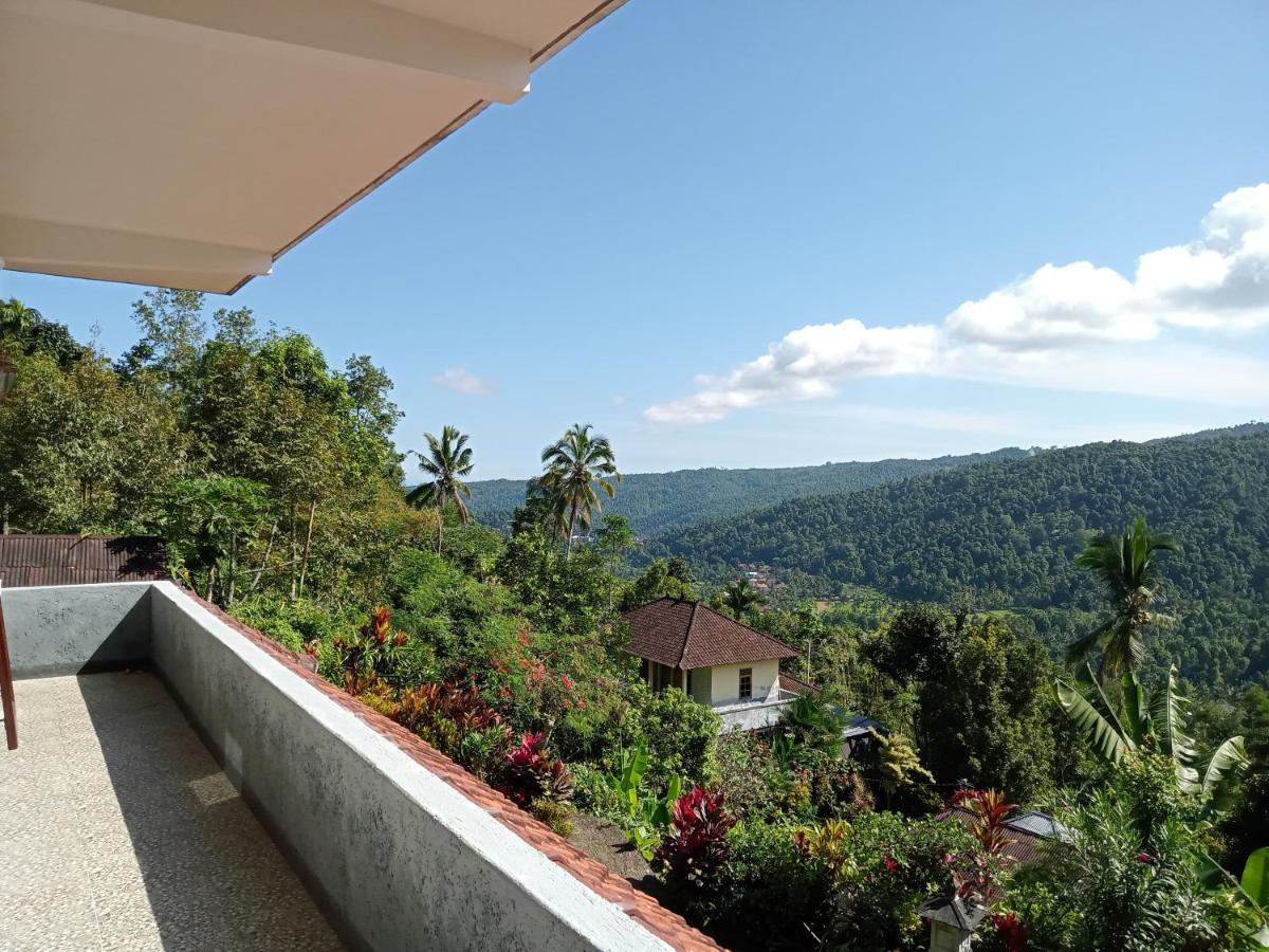 Aris Homestay And Warung Made Munduk Εξωτερικό φωτογραφία