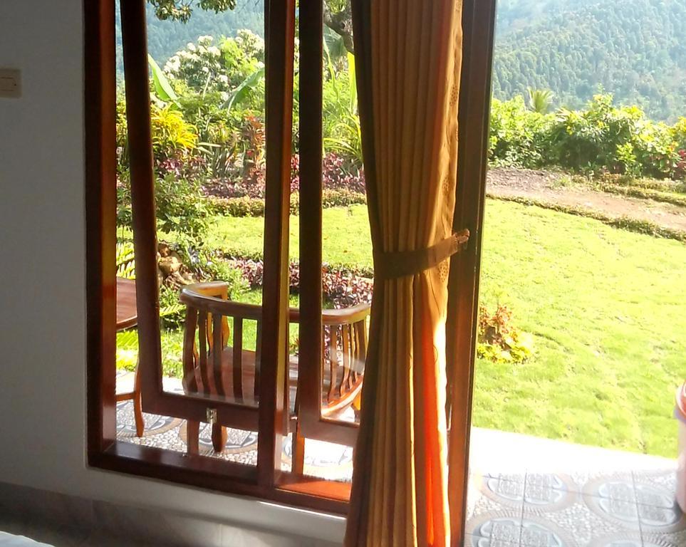 Aris Homestay And Warung Made Munduk Εξωτερικό φωτογραφία