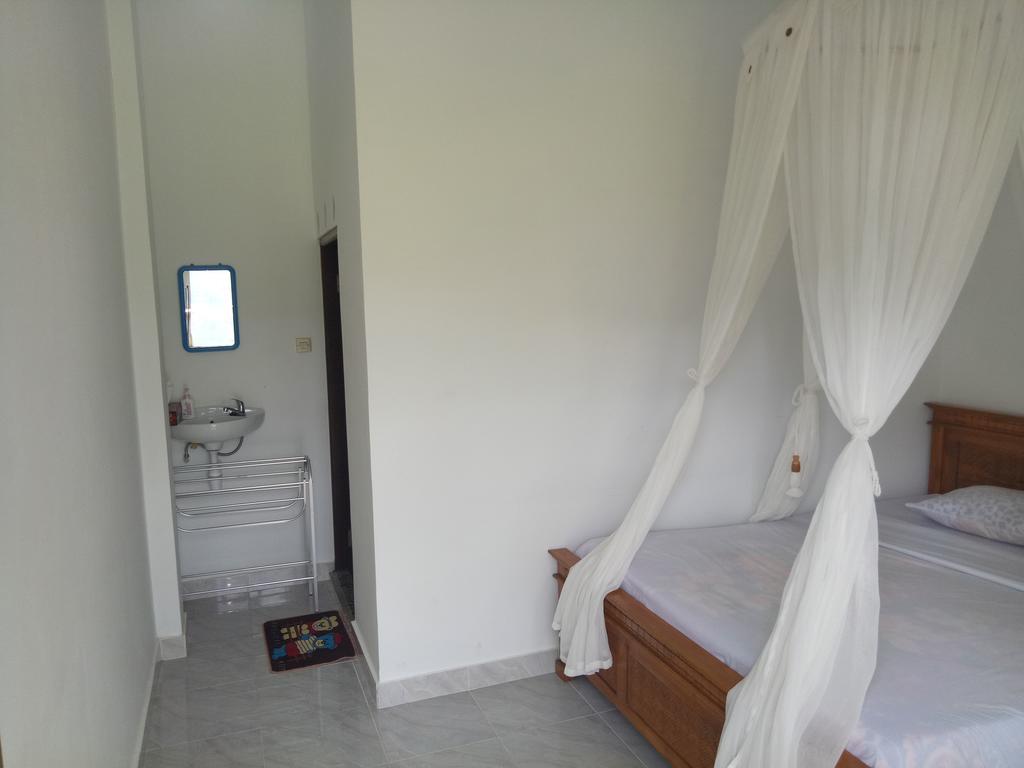 Aris Homestay And Warung Made Munduk Εξωτερικό φωτογραφία
